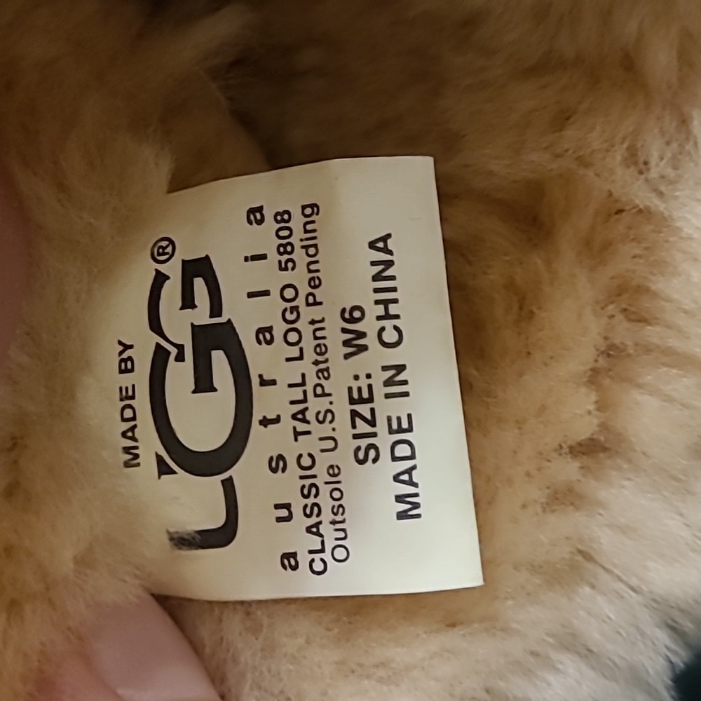 UGGS authentic - Picture 14 of 16
